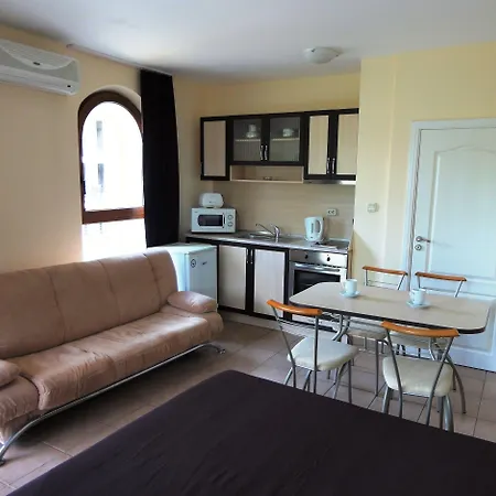 Summer Dreams -apartcomplex Солнечный берег