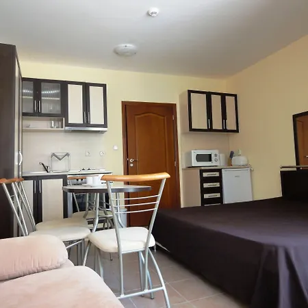 מלון דירות Summer Dreams -apartcomplex 3*