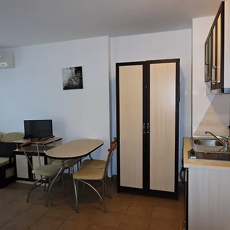 Summer Dreams -apartcomplex 3* Slantschew brjag
