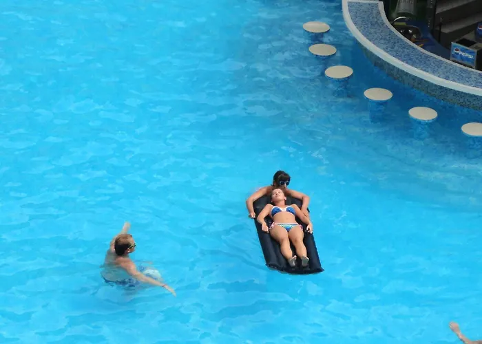 Summer Dreams -apartcomplex