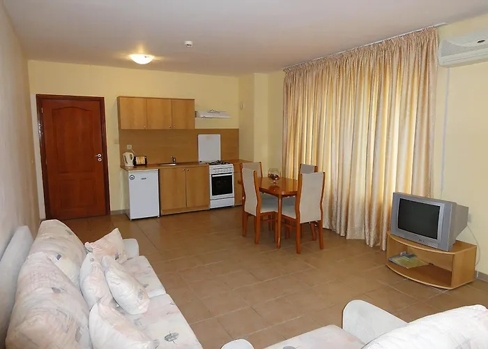 Summer Dreams -apartcomplex 3* Sluneční pobřeží