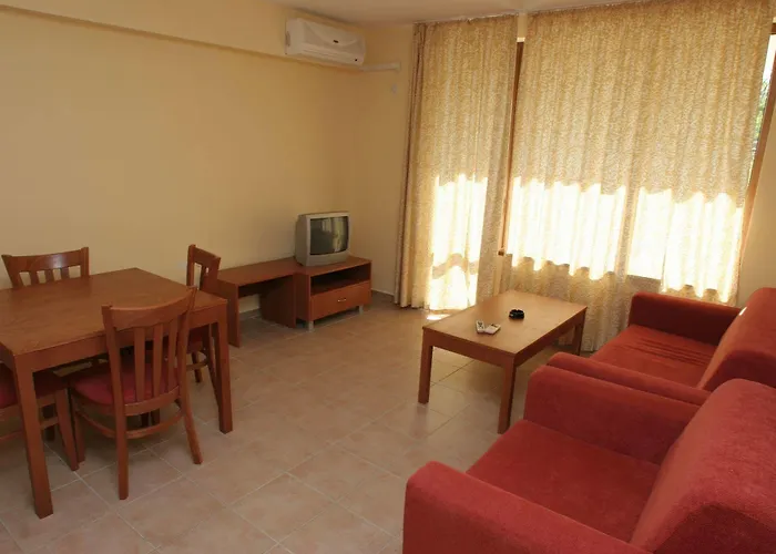 Summer Dreams -apartcomplex Aparthotel Sluneční pobřeží